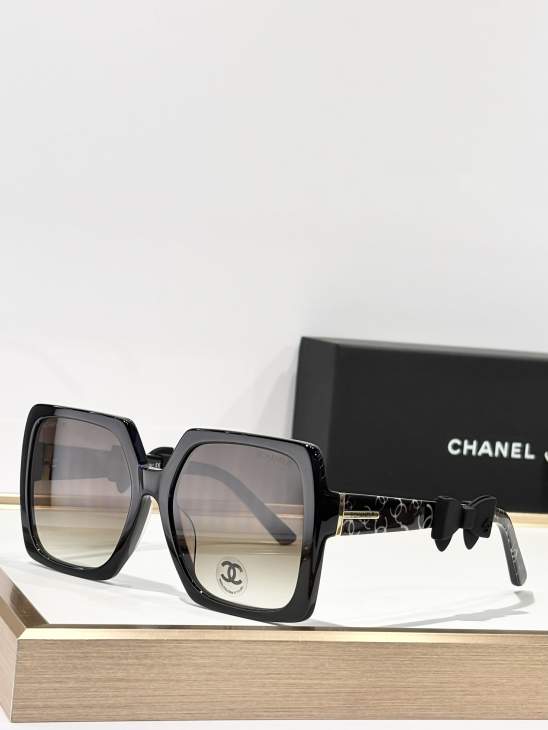 Picture of Chanel Sunglasses _SKUfw77837686fw